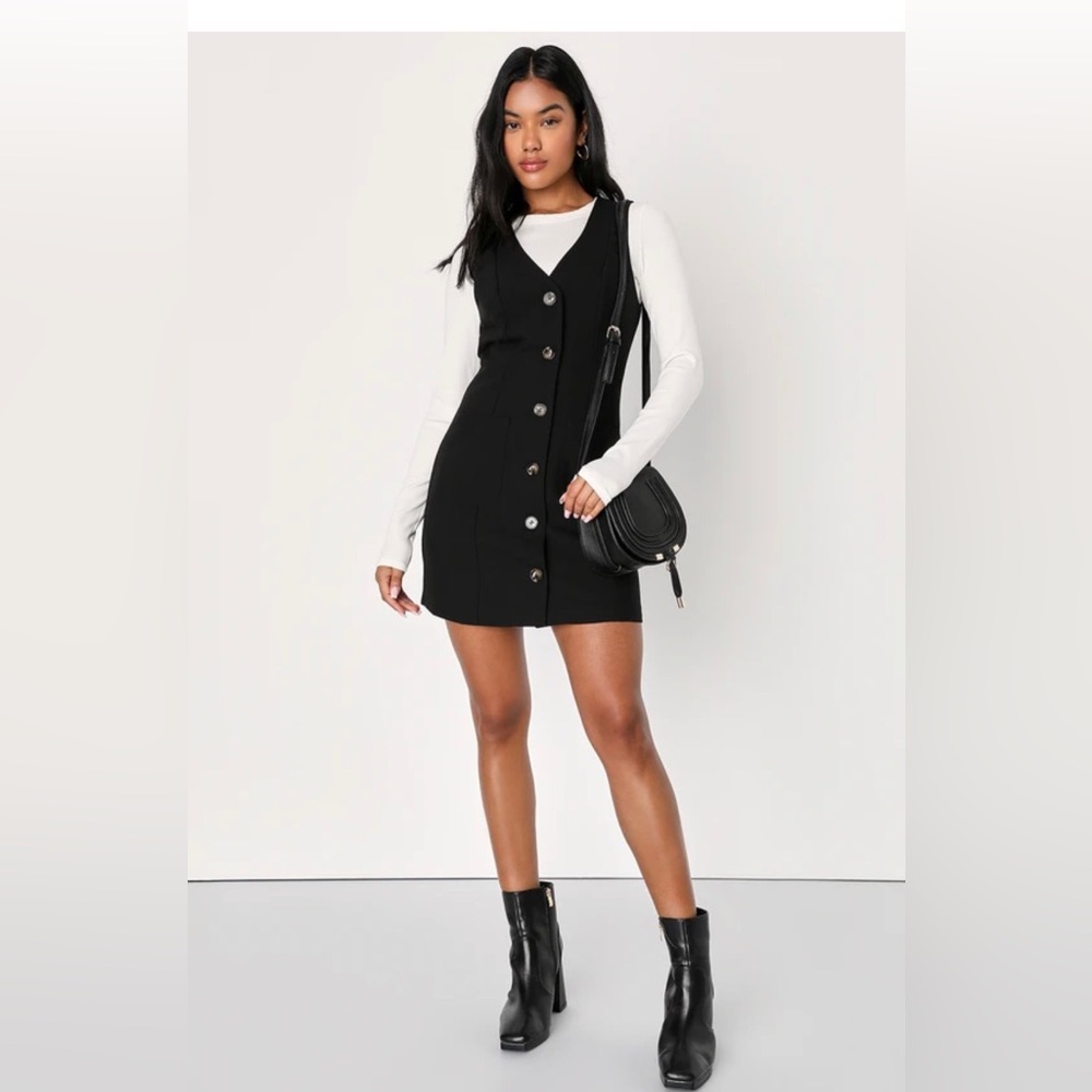 Lulus City Aesthetic black sleeveless button front mini dress (New without tag)
